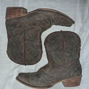 Roper Boots
